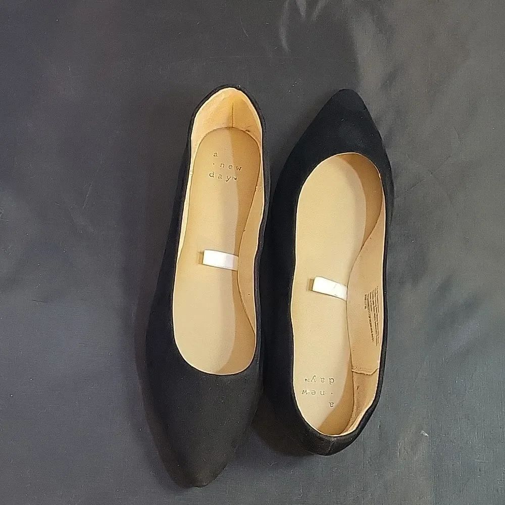 BRAND NEW A.NEW DAY FAUX SUEDE POINTED TOE WOMEN"S FLAT SHOE - Picture 5 of 15